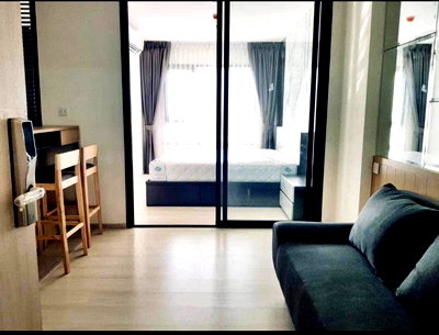 Condos for rent : Life                       Asoke