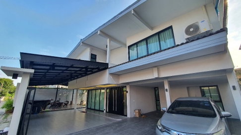 🏡 For Rent: Modern Luxury 2-Storey Detached House in Chokchai 4
