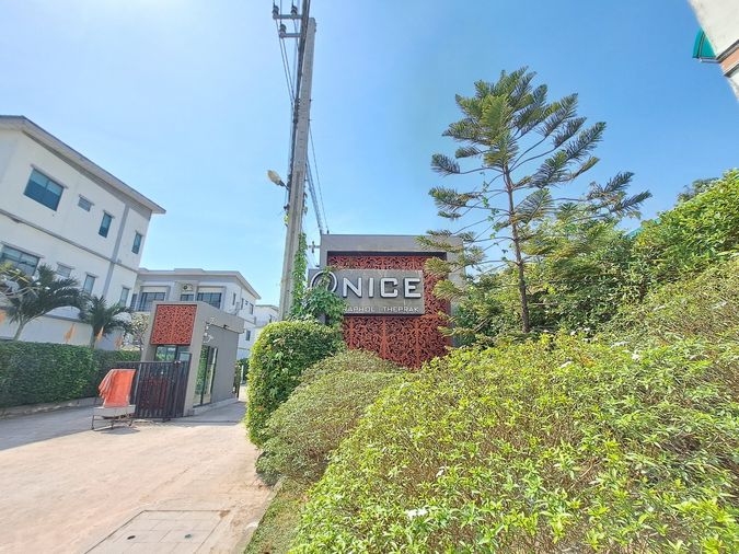 3-bed townhouse for sale, 131 sqm, 23.3 sq wah, At Nice Watcharaphon - Theparak