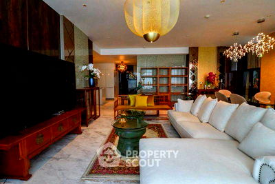 Condos for rent รพ.เซนต์หลุยส์ : 3-BR Condo at Four Seasons Private Residences Bangkok near BTS Saphan Taksin (ID 2359850)
