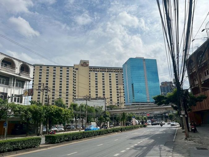 ✨✨✨อาคารพาณิชย์ 📍ต้นซอย รามคำแหง1 🚅50 เมตร Airport Link รามคำแหง 