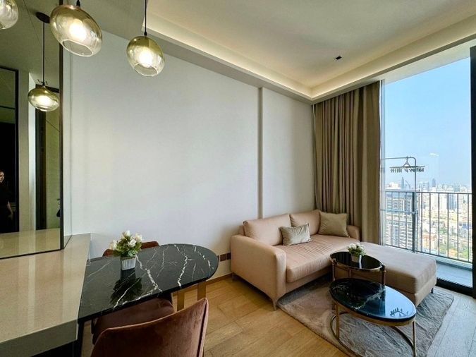 1-bed condo for rent, 44 sqm, 28 Chidlom