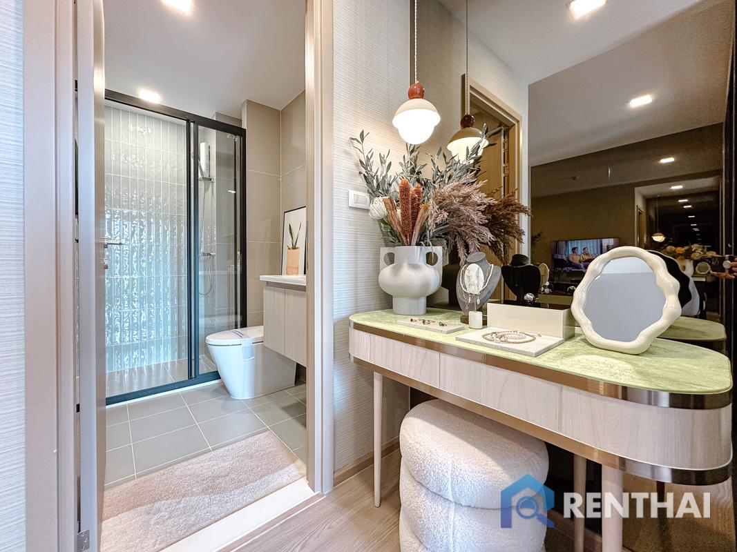 For sale condo 1 bedroom at The Base Bukit