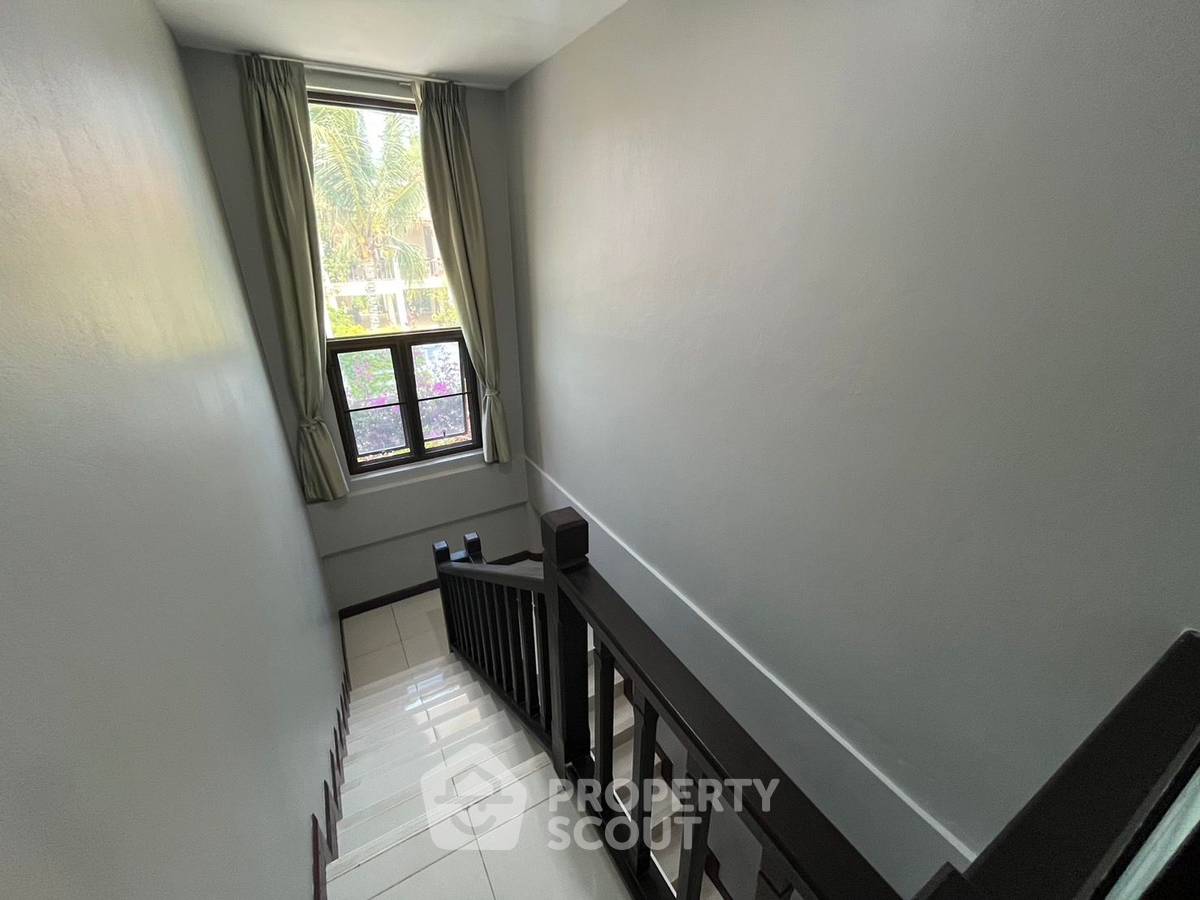 รูป วิลล่า 5-ห้องนอน ใน ทับใต้ (ID 1512911) - รูปที่ 13/46