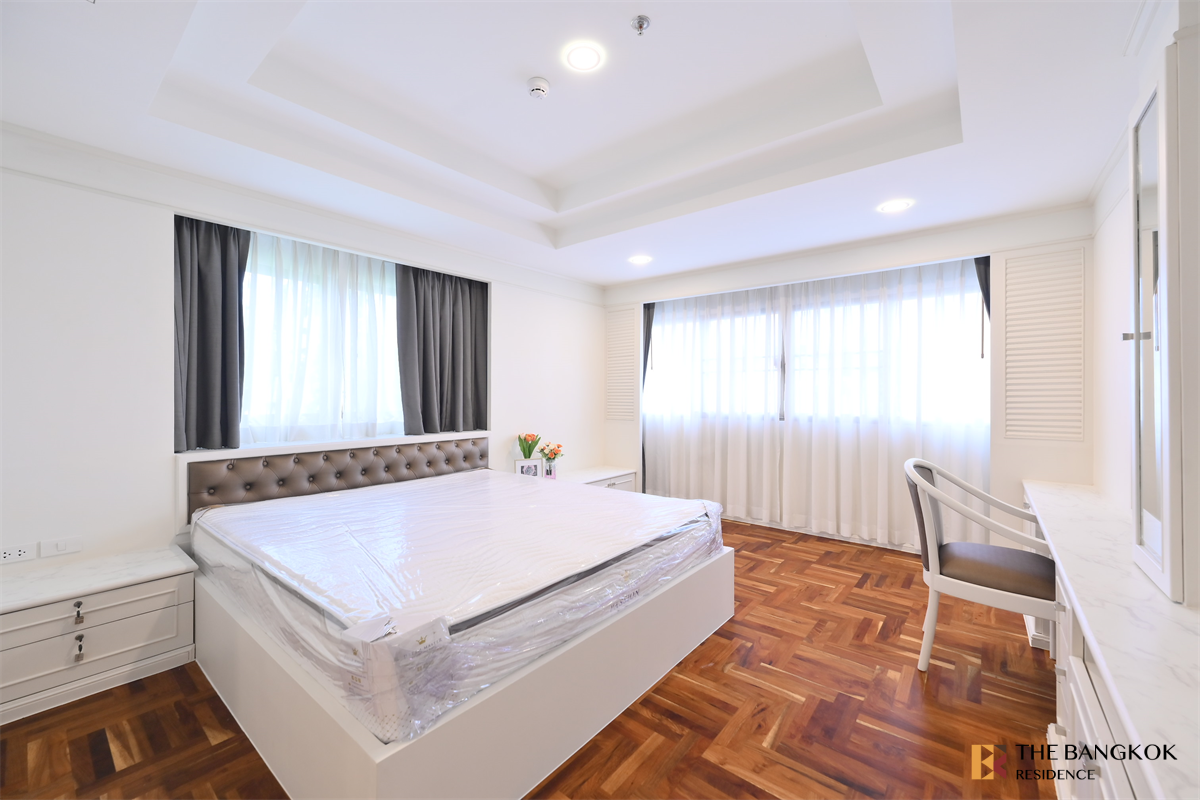 picture M Tower Sukhumvit 35 near BTS Phrom Phong Condo in Great Location, Ready-to-move-in - 7/10