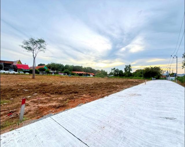 ที่ดินใกล้โรงเรียนนานาชาติธาราพัฒนาพัทยา