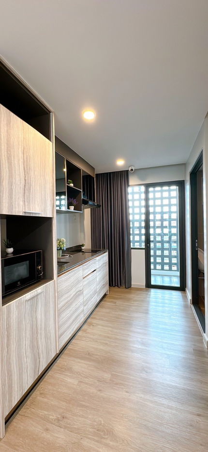 รูป ให้เช่าด่วน! Home Office/ทาวน์โฮม 5 ชั้น มีลิฟต์! 330 ตร.ม. 6 ห้องน้ำ พร้อม EV Charger ใกล้ MRT สายสีเหลือง 1.3 กม. - รูปที่ 7/8