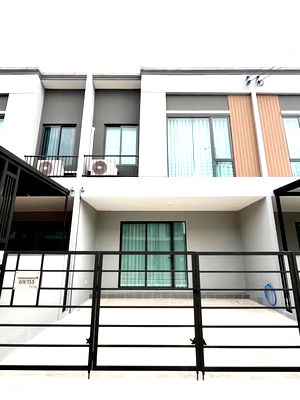 Townhouses for rent : 🏡#OL2307_391🏡𝗙𝗼𝗿 𝗥𝗲𝗻𝘁3️⃣2️⃣ k.🔥🔥 #Near MRT Yellow Line ✨#Available for viewing, townhome Pleno Sukhumvit Bangna 2