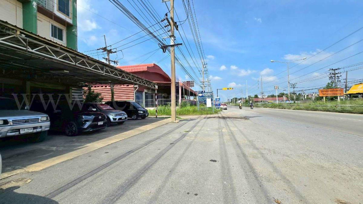 รูป อาคารพาณิชย์ 4 ชั้น 3 คูหา ลาดหลุมแก้ว ติดถนน ปทุมธานี - บางเลน  - รูปที่ 6/12