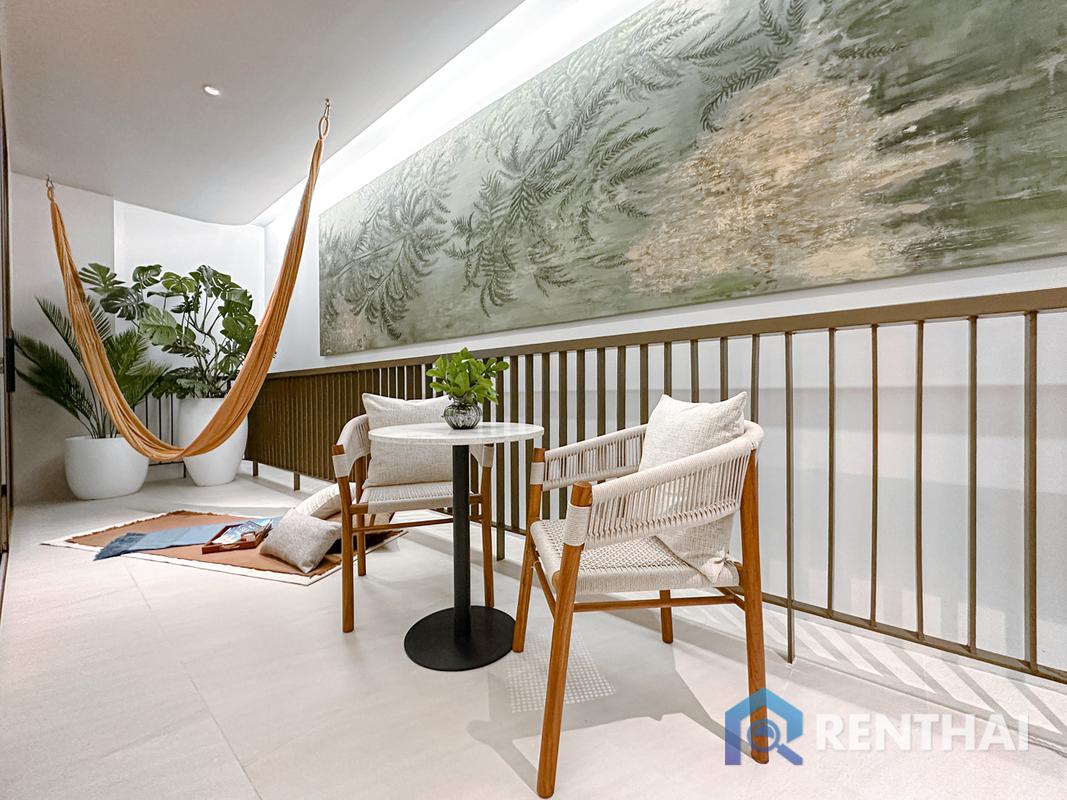 For sale condo 3 bedrooms at Surfhouse Residences - image 2