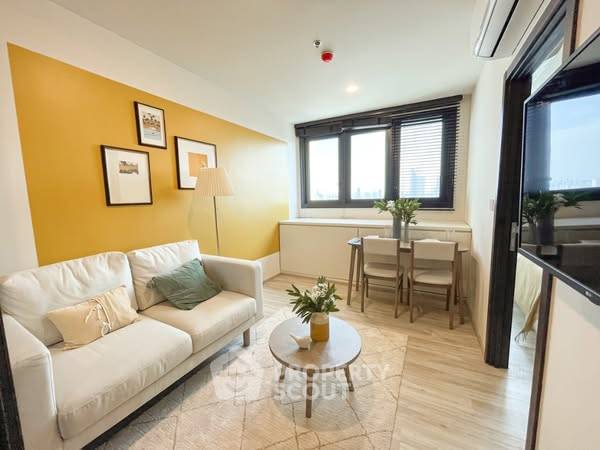 picture 1-BR Condo at XT Huaikhwang near MRT Huai Khwang (ID 2369131) - 1/16