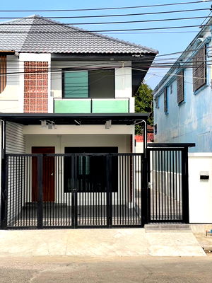 บ้านแฝด ม.เอเชียอาคเนย์ : 🏡 𝗛𝗢𝗨𝗦𝗘 𝗙𝗢𝗥 𝗦𝗔𝗟𝗘 | Pra - Pin 4 Phetkasem 81 หมู่บ้านพระปิ่น 4 เพชรเกษม 81 ถ.บางบอน 5 กรุงเทพฯ ⚡️