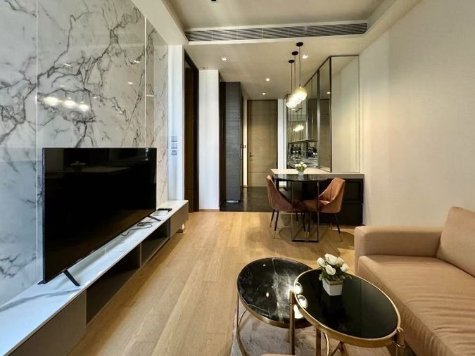 1-bed condo for rent, 44 sqm, 28 Chidlom