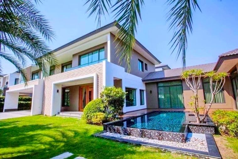 OnNut Ring Road 5bed Gemo Anthanee Industry Bangkok 800m.Bangna SuanLuang Luxury 2-story Mansion hou