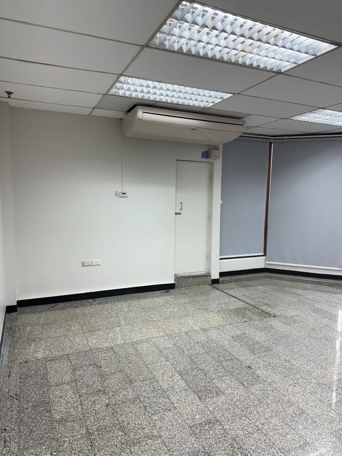 รูป พื้นที่สำนักงานให้เช่า ในอาคารพหลโยธินเพสล ชั้น 20 ที่ทำเลใจกลางเมือง เดินทางสะดวกด้วยการเดินทาง โดย BTS ลงสถานีอารีย์ และใกล้กับ MRT จตุจักร - รูปที่ 15/17