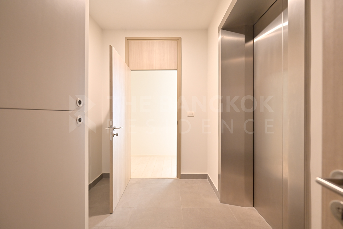 picture Start your comfort here Noble Ploenchit near BTS Phloen Chit - 2/10