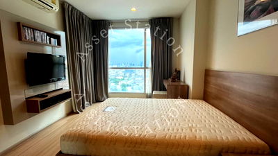 Condos for sale Ratchadaphisek Road : SELL Rhythm Ratchada Huaikwang, near Esplanade and MRT Huai Khwang, 1 bedroom, 1 bathroom