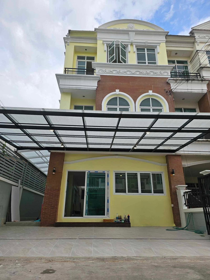 Townhouses for rent : 💥CP-9233💥 3-story townhouse for rent, The Paradise Changwattana 14 project, fully furnished and ready to move in 👉 Add Line @goodcondo