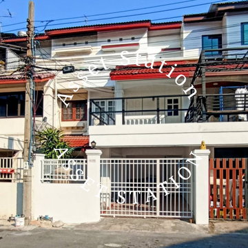 ขายด่วน โฮมทาวน์ออฟฟิศ ย่านลาดพร้าว ซอย 128/1 ใกล้ห้างเดอะมอลล์บางกะปิ