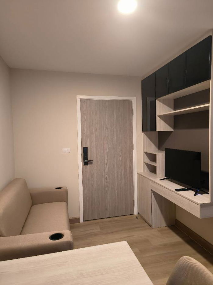 รูป ให้เช่าคอนโดใหม่ The Indeed Condo Park Amata[บ้านเก่า] ห้องใหม่แกะกล่อง ตกแต่งพร้อมเข้าอยู่ เฟอร์นิเจอร์และเครื่องใช้ไฟฟ้าครบชุด ตึก B ชั้น 6 - รูปที่ 5/10