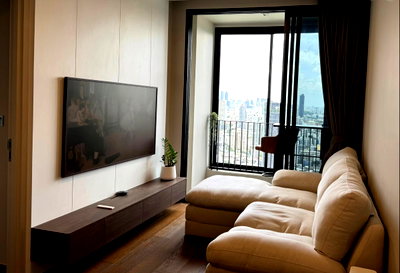 Condos for rent :  Ideo Q Sukhumvit36. 1bed 46sqm. Line id: @pfagent
