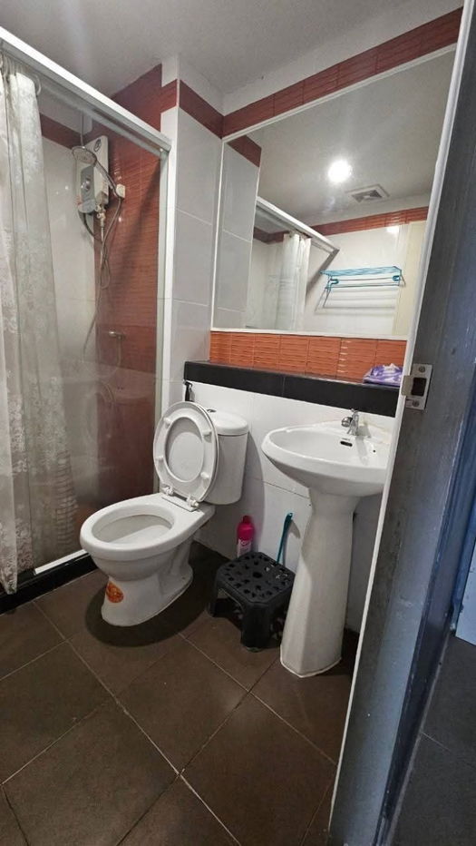 รูป AS1675 ให้เช่าคอนโด Regent Home 7/2 บางนา ห้องสวย พร้อมเครื่องใช้ไฟฟ้าเฟอร์นิเจอร์ครบ - รูปที่ 6/7