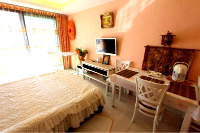 คอนโด ถนนจอมเทียนสาย 2 : ลากูน่า บีช คอนโด  วิวทะเล ชั้น 8