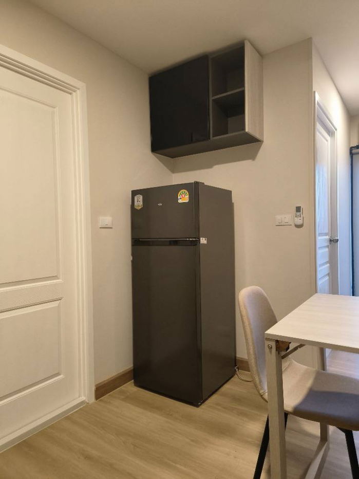 รูป ให้เช่าคอนโดใหม่ The Indeed Condo Park Amata[บ้านเก่า] ห้องใหม่แกะกล่อง ตกแต่งพร้อมเข้าอยู่ เฟอร์นิเจอร์และเครื่องใช้ไฟฟ้าครบชุด ตึก B ชั้น 6 - รูปที่ 4/10