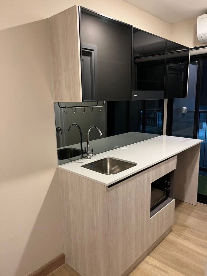 รูป ให้เช่าคอนโดใหม่ The Indeed Condo Park Amata[บ้านเก่า] ห้องใหม่แกะกล่อง ตกแต่งพร้อมเข้าอยู่ เฟอร์นิเจอร์และเครื่องใช้ไฟฟ้าครบชุด ตึก B ชั้น 6 - รูปที่ 7/10