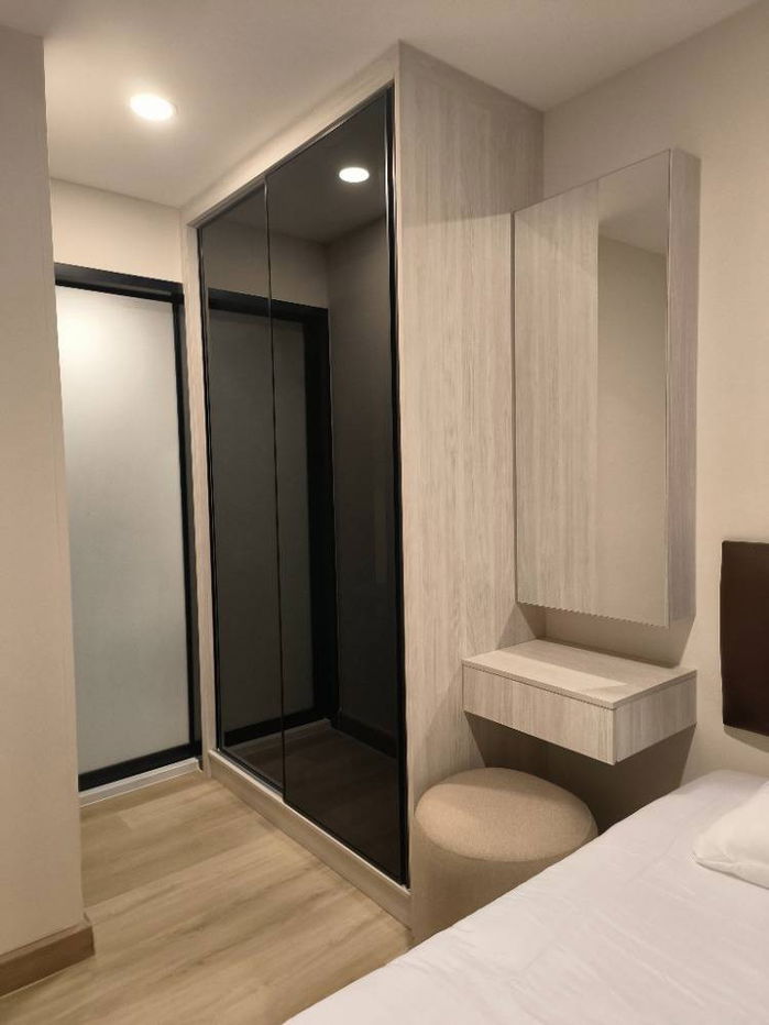 รูป ให้เช่าคอนโดใหม่ The Indeed Condo Park Amata[บ้านเก่า] ห้องใหม่แกะกล่อง ตกแต่งพร้อมเข้าอยู่ เฟอร์นิเจอร์และเครื่องใช้ไฟฟ้าครบชุด ตึก B ชั้น 6 - รูปที่ 3/10