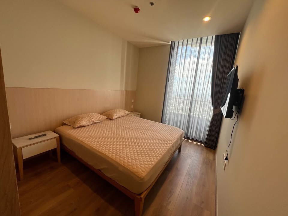 picture  For Rent: Noble Form Thonglor Luxury 2-bedroom condo on a high floor with full facilities Property Code:RS2790 - 6/33