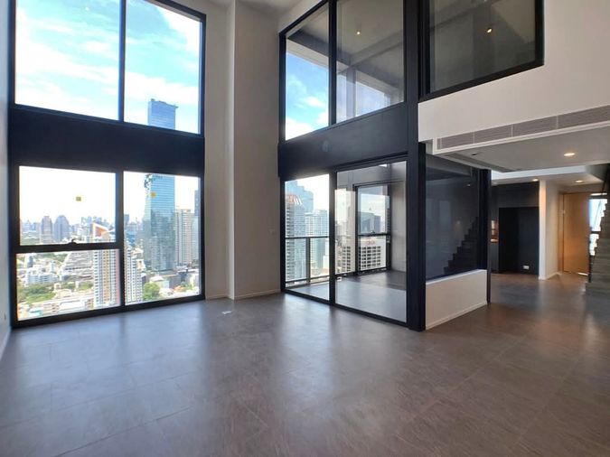📣📣 For Rent The Lofts Silom Duplex 2 Bedrooms 💥 ห้องใหญ่หายากค่ะ