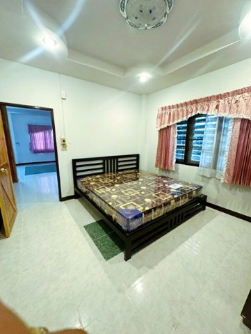 รูป 6นอน แม็คโคร พิษณุโลก 2.2 กม. เช่า บ้านเดี่ยว 2 หลัง หรูหรา 200 ตร.วา. 600 ตร.ม. ม.นเรศวร 3 กม.เครื่องใช้ไฟฟ้าครบ 6น้ำ 3.95 ลบ. - รูปที่ 7/8