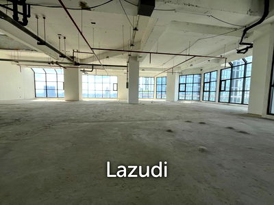 Condos for sale Sathon : 4 Bed 4 Bath 462 SQ.M Bareshell Penthouse Duplex At Sathorn Gardens