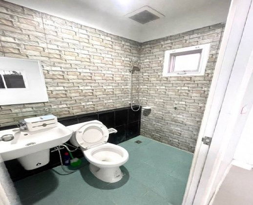 รูป ให้เช่าโกดัง พร้อมสำนักงาน พร้อมบ้านพักคนงาน / ทำเล ลาดหลุมแก้ว / ถนน 340 ถนนบางบัวทอง – สุพรรณบุรี เข้าซอยไม่ลึก / รถใหญ่เข้าออกได้    - รูปที่ 10/10