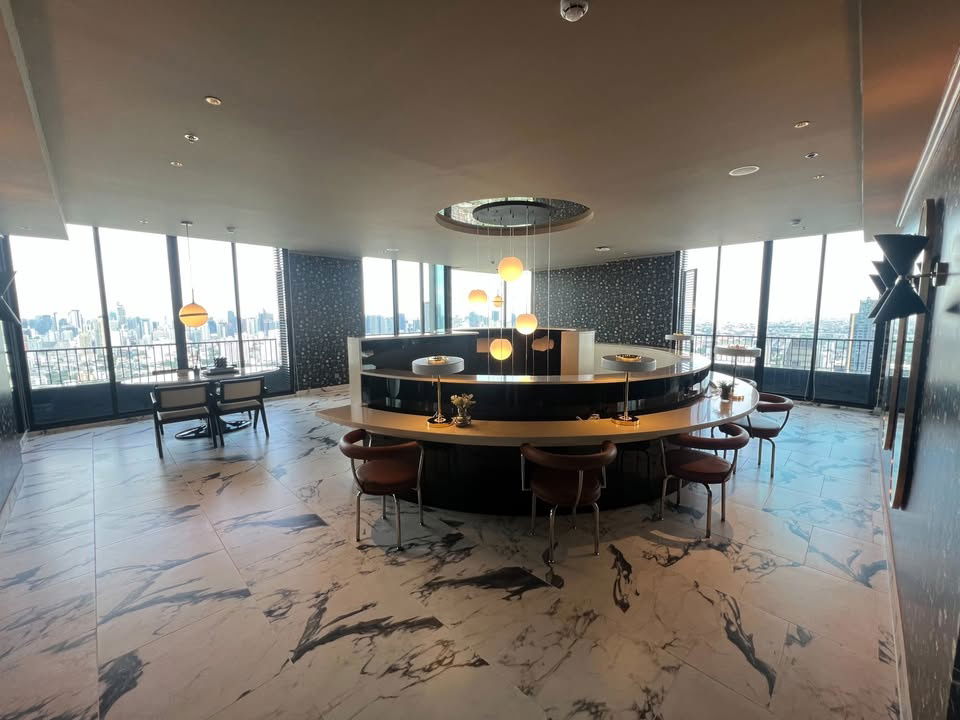 picture  For Rent: Noble Form Thonglor Luxury 2-bedroom condo on a high floor with full facilities Property Code:RS2790 - 20/33