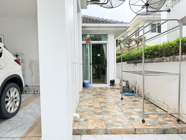 รูป ขายบ้านเพอร์เฟค รัตนาธิเบศร์ 2 พร้อมอยู่ พร้อมสวนอังกฤษ ใกล้MRT สถานีไทรม้า 10 นาที - รูปที่ 27/34