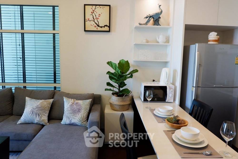 รูป คอนโด 1-ห้องนอน ที่ ไอวี่ ทองหล่อ 23 ใกล้ ทองหล่อ (ID 384314) - รูปที่ 4/7