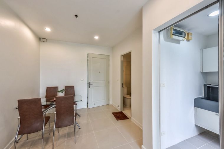 2-bed condo for rent, 65 sqm, Q House Sathorn