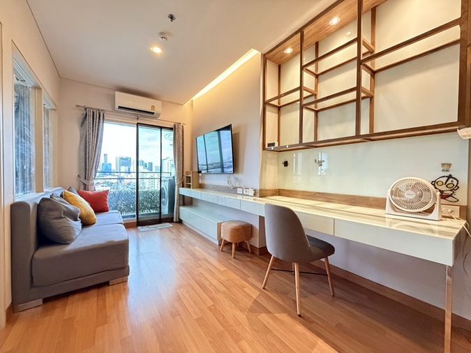 ให้เช่าห้องมุมราคาถูก!! ลุมพินี พาร์ค วิภาวดี – จตุจักร ชั้น 9 ขนาด 29.29 ตร.ม แต่งครบ ทีวี 60นิ้ว ไม่เคยปล่อยเช่ามาก่อน หิ้วกระเป๋าเข้าอยู่ได้เลย