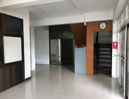 รูป ให้เช่าพื้นที่เก็บสินค้า , ขายของ Online , อาคาร 3 ชั้น / ทำเลซอยสุขุมวิท 50 / ใจกลางเมือง / จอดรถ 6-8 คัน / เหมาะหลากหลายธุรกิจ - รูปที่ 4/11