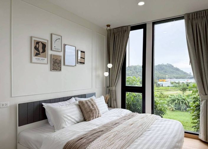 The Base Uptown For Sell WR-03908