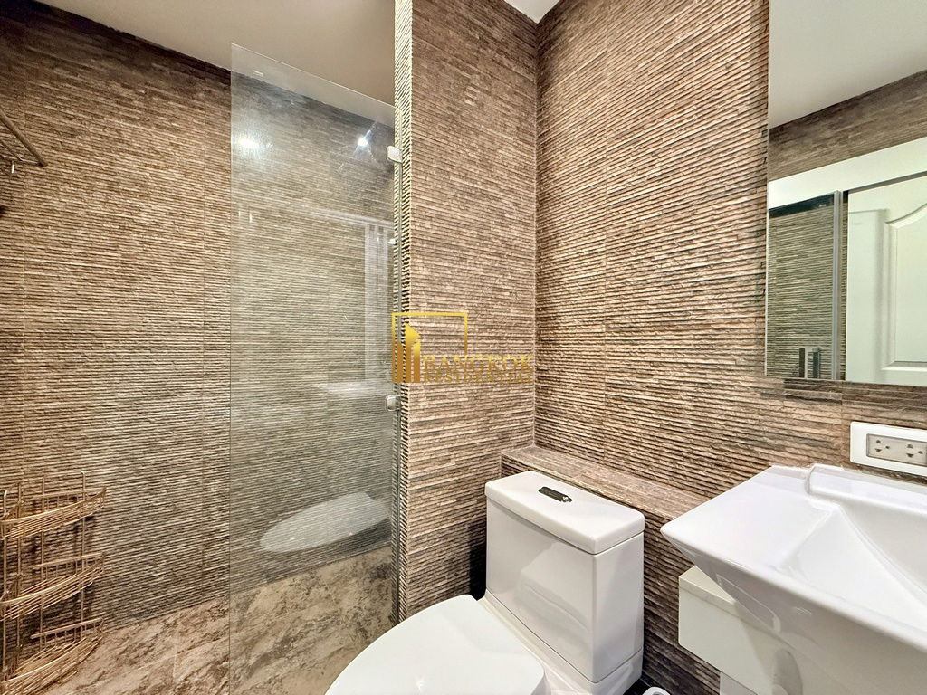 รูป The Rise 39 | Modernized 2 Bedroom Condo in Phrom Phong - BR16811CD - รูปที่ 18/35