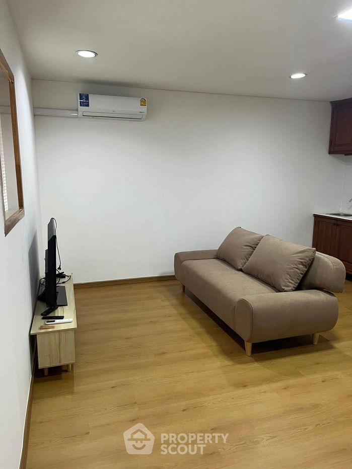 picture 1-BR Condo at BangNa Residential Complex in Bang Na Nuea (ID 2374878) - 11/14