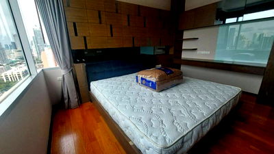 คอนโดให้เช่า : ให้เช่า villa Sathorn Condo ชั้นสูง วิวโล่ง ไม่โดนบล็อก ติด BTS กรุงธนบุรี 