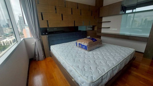 รูปภาพ ให้เช่า villa Sathorn Condo ชั้นสูง วิวโล่ง ไม่โดนบล็อก ติด BTS กรุงธนบุรี 