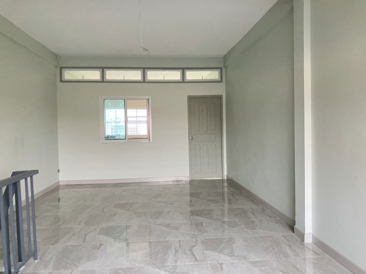 รูป ให้เช่า อาคารพาณิชย์ 3 ชั้น (รีโนเวทใหม่) รามอินทรา กม.2 บางเขน กรุงเทพ - รูปที่ 8/16