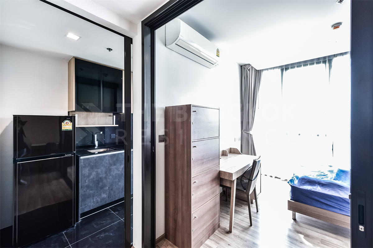 picture The Line Jatujak-Mochit Book quickly before the room is gone!! near BTS Mo Chit - 7/10