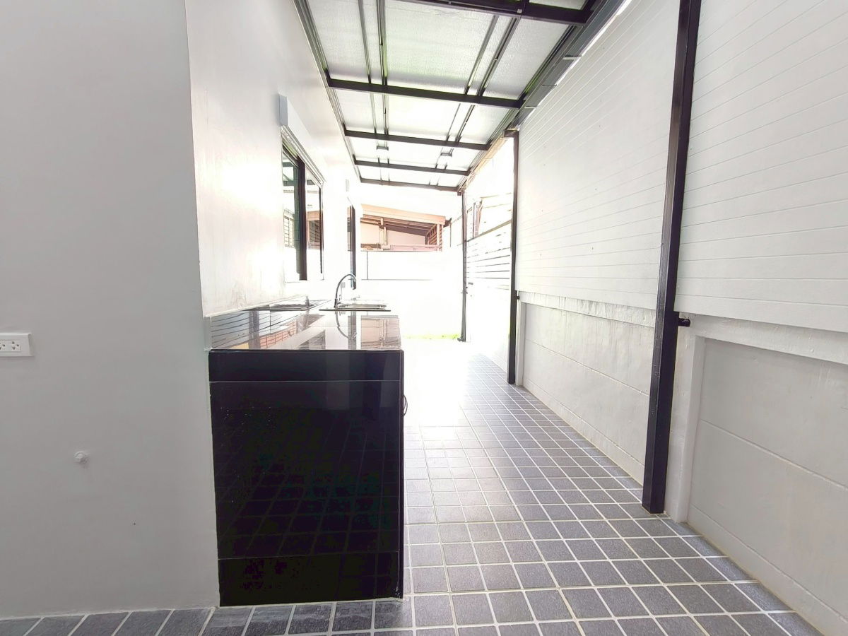 รูป บ้านโซนลำลูกกา ใกล้ตลาดเลอมาเช่ หมู่บ้านฟ้าปิยรมย์ คลอง6 โซนเนตโต้  นัดชมเลย 085-318-6868 - รูปที่ 15/27