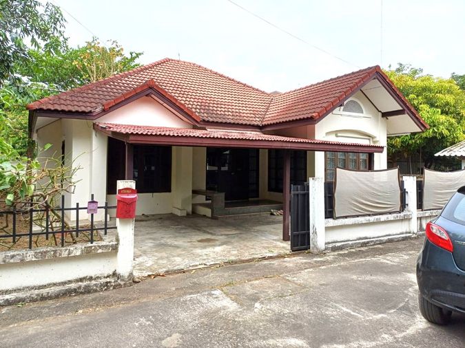 ให้เช่าบ้านเดี่ยวชั้นเดียว 3 ห้องนอน 2 ห้องน้ำ 1 ห้องครัว 1 ที่จอดรถ